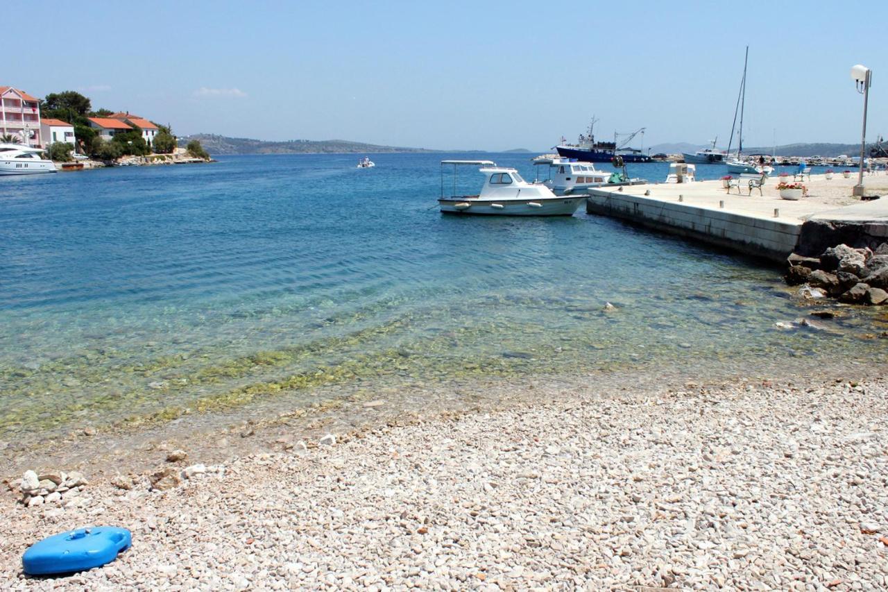 Apartments By The Sea Sali, Dugi Otok - 454 المظهر الخارجي الصورة